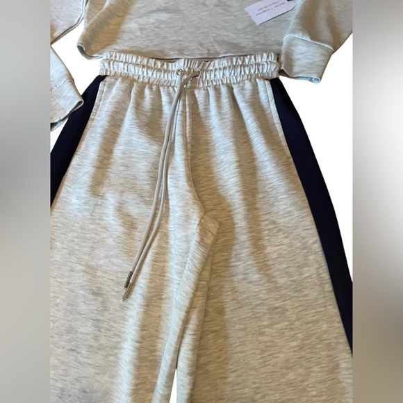NWT Better Together 2 Piece Light Gray Hooded Sweatsuit Outfit in Size XS - Picture 8 of 14